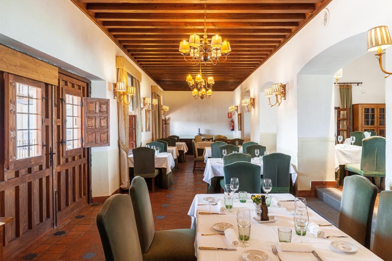 Parador De Oropesa Εξωτερικό φωτογραφία