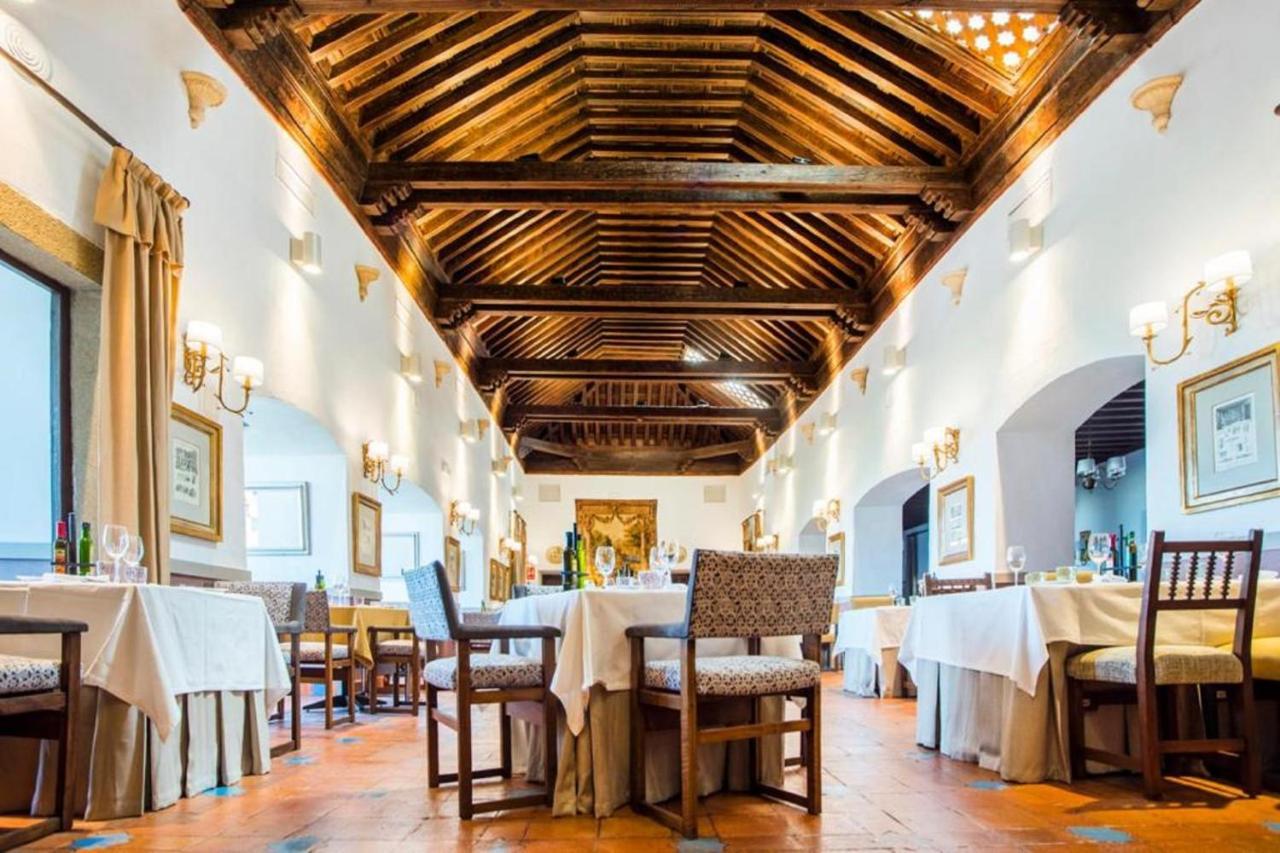 Parador De Oropesa Εξωτερικό φωτογραφία