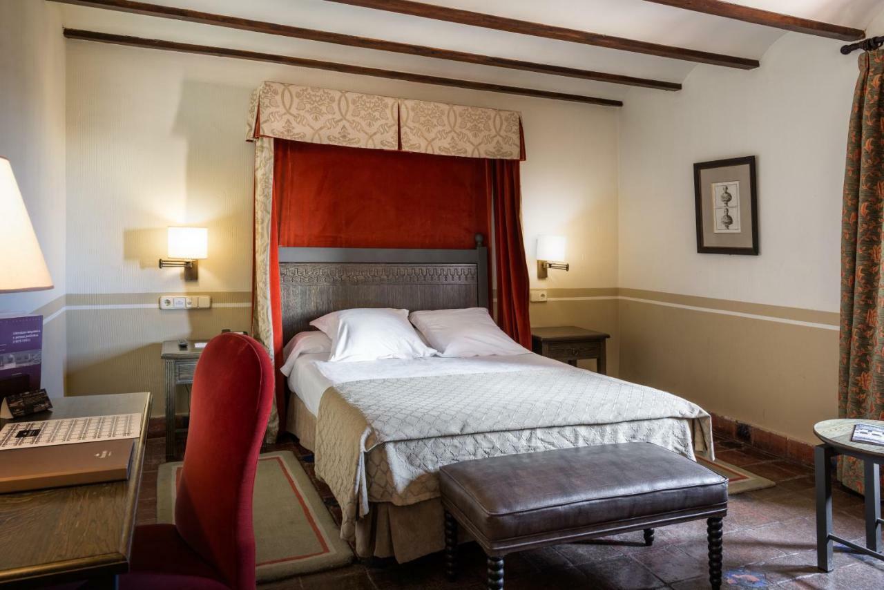 Parador De Oropesa Εξωτερικό φωτογραφία